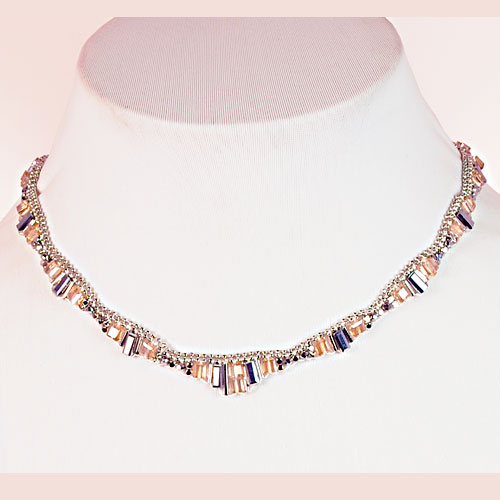 CRYSTAL AND BEADS NECKLACE - MADE IN PRC