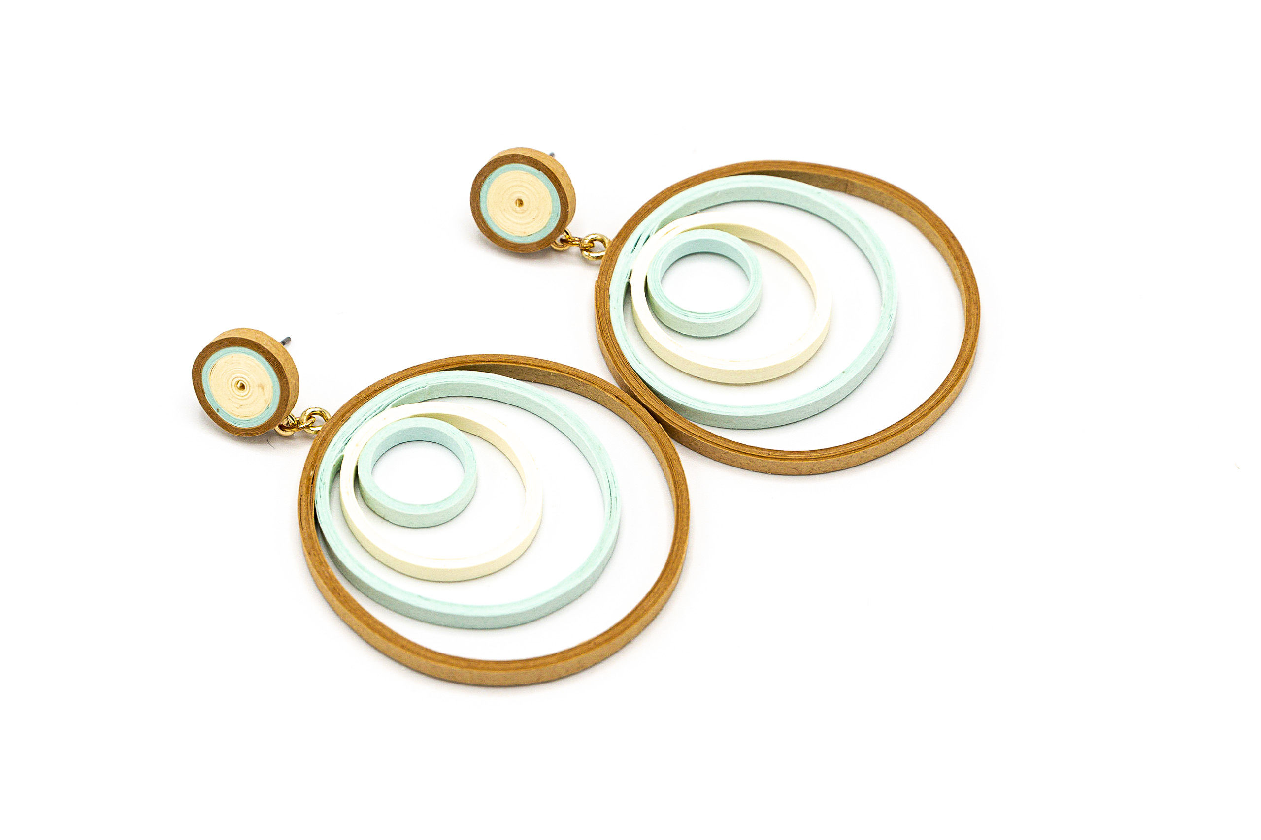 METAL AND PAPER EARRING