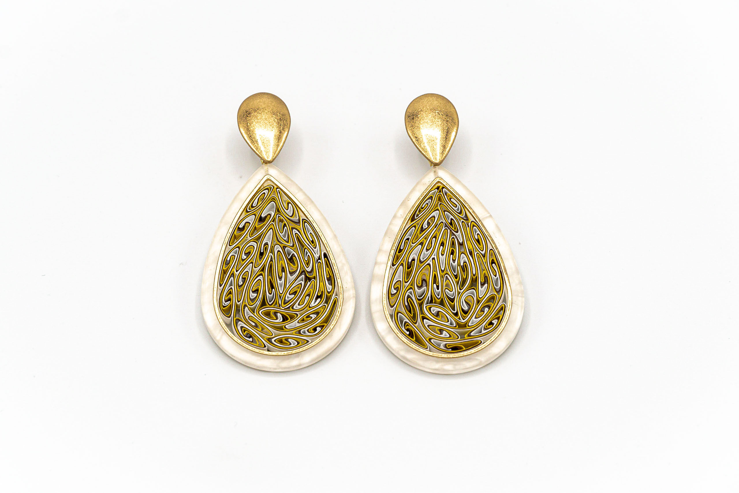 METAL AND PAPER EARRING