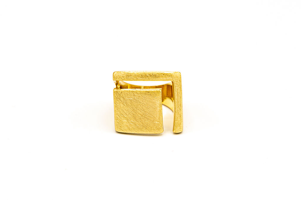 Anello ottone quadro aperto