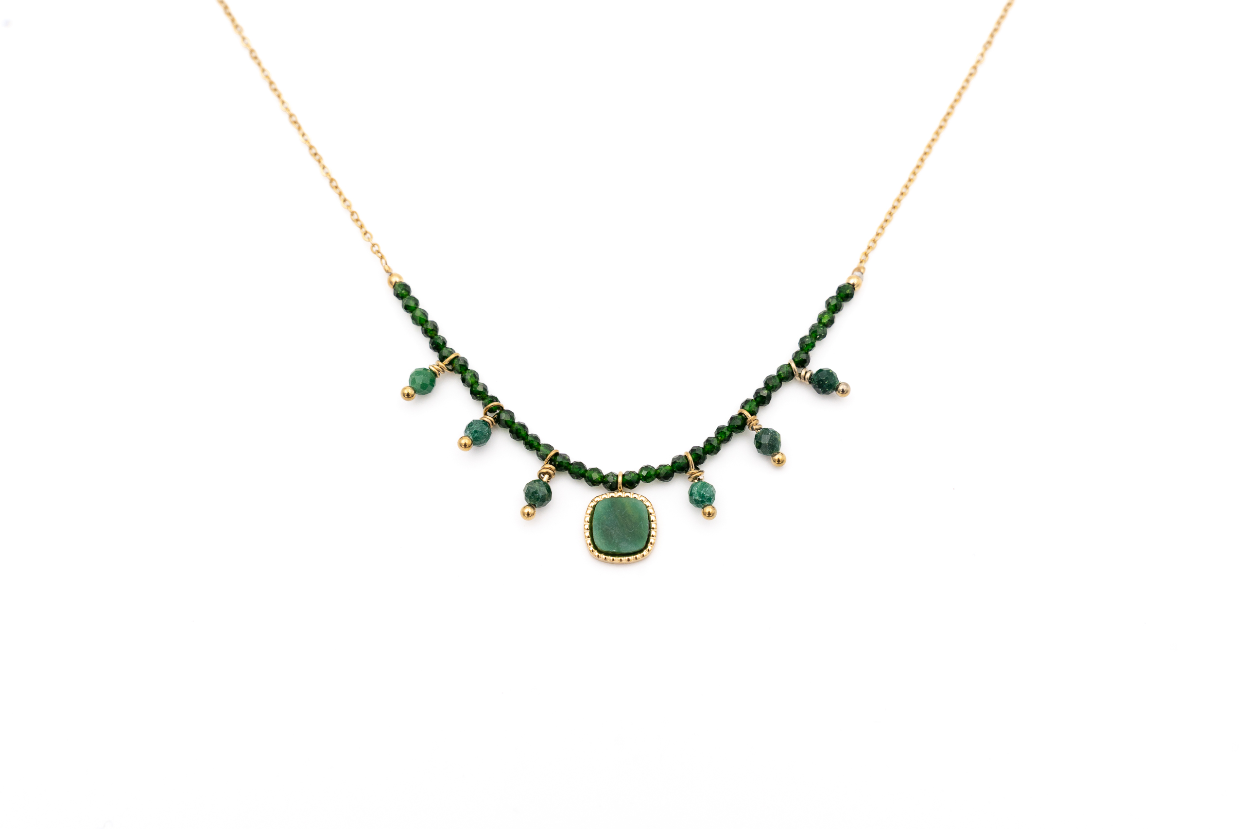 Collana corta acciaio dorarto pietrine e quadretto verde scuro