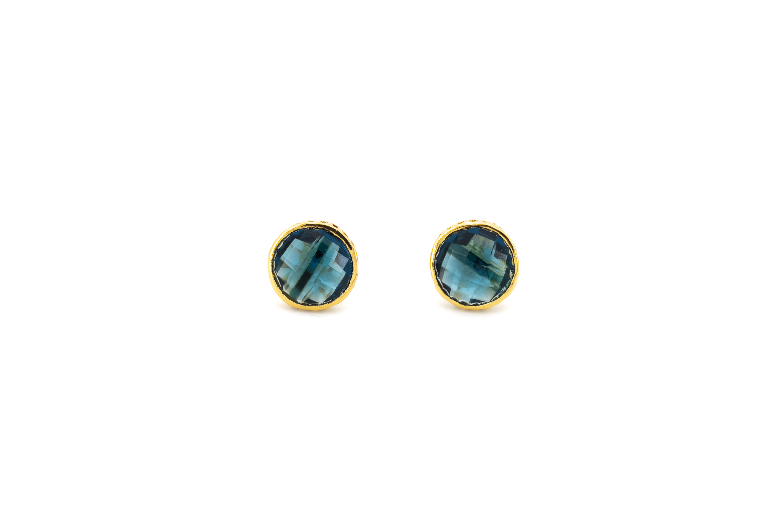 Brass earring with stone