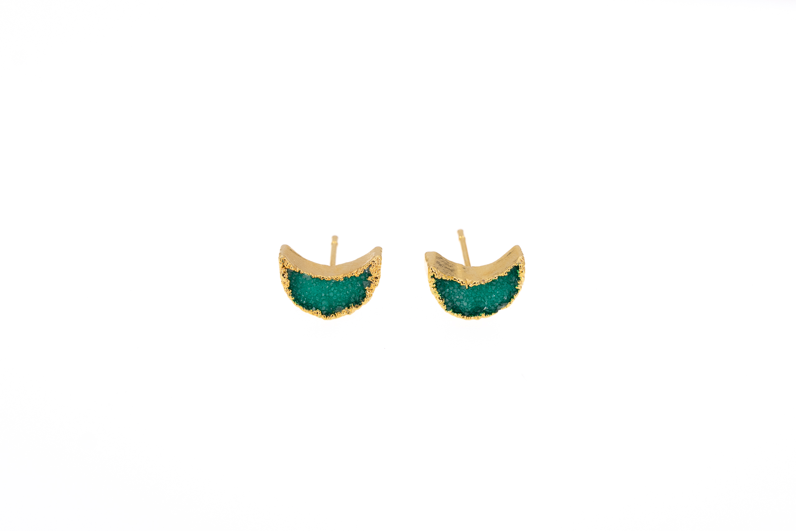 Brass earring with stone