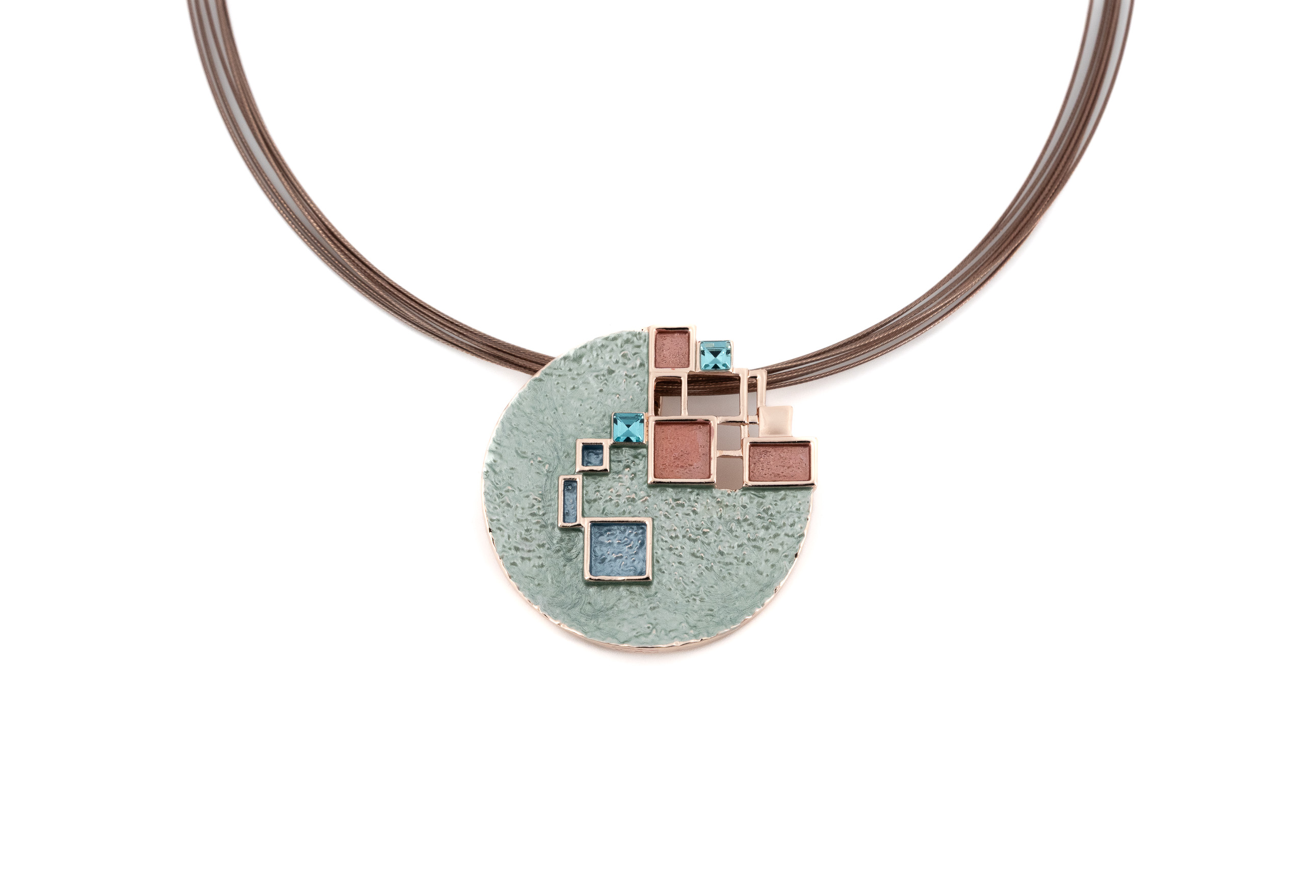 Collana fili acciaio corta zama tondo mosaico zig zag