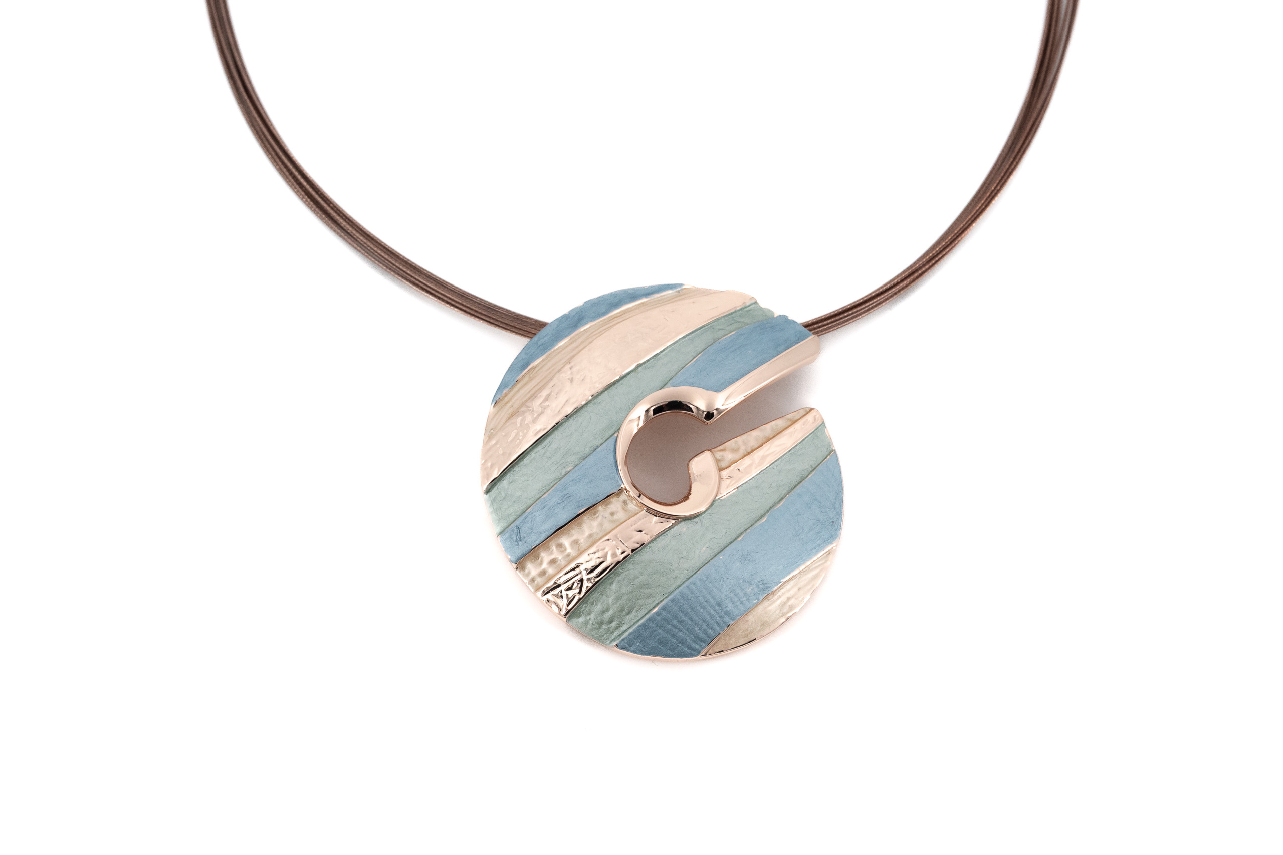 Collana fili acciaio corta zama chiocciola rigata