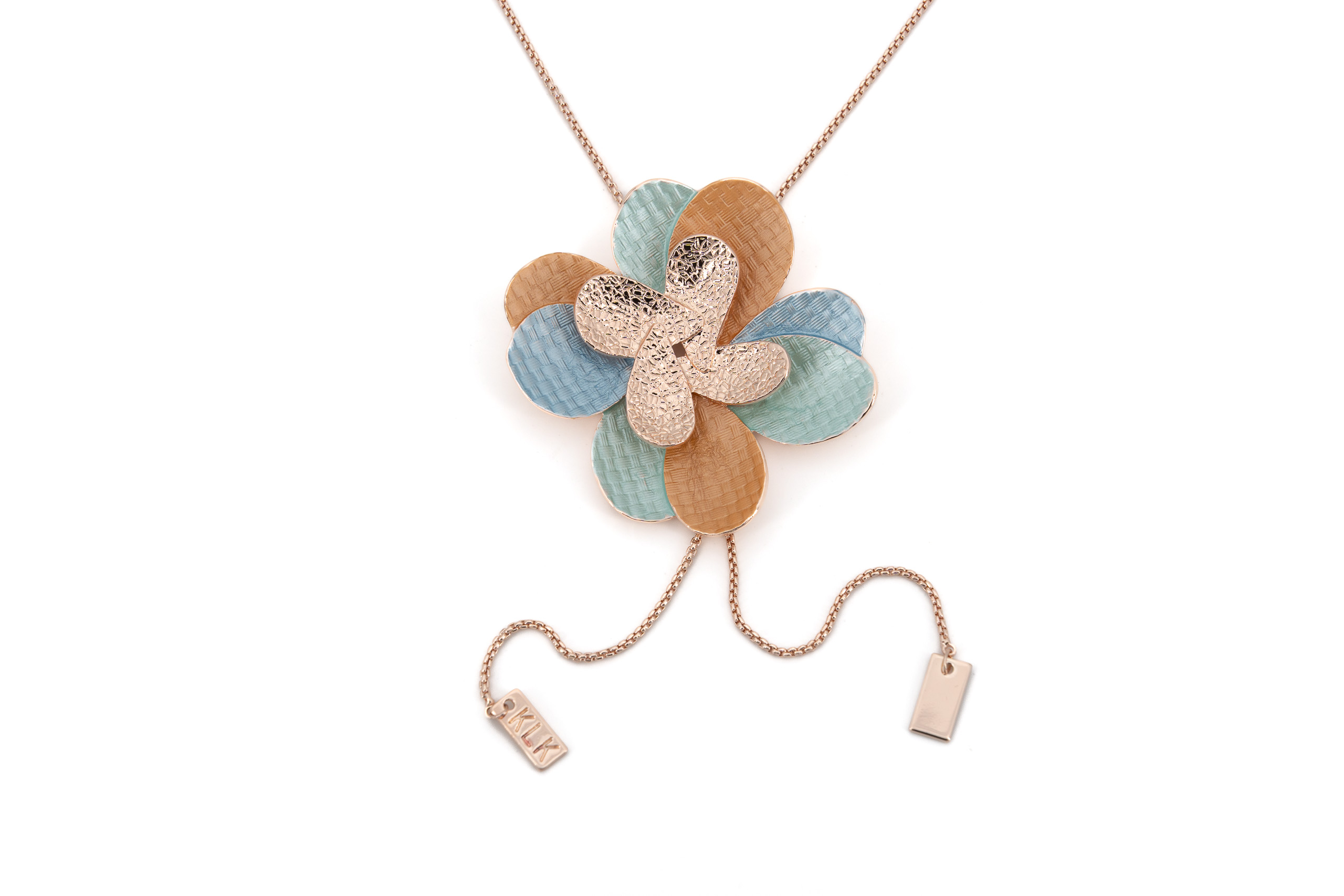 Collana catena saliscendi zama fiore sovrapposto