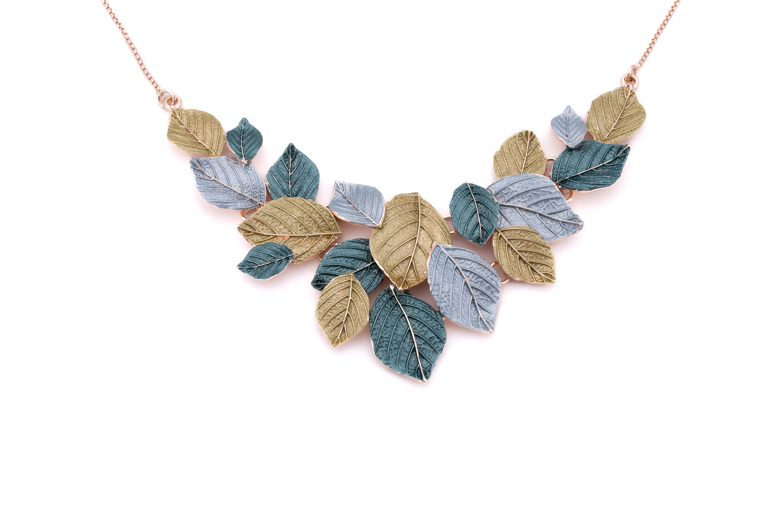 Collana catena corta zama multi foglie