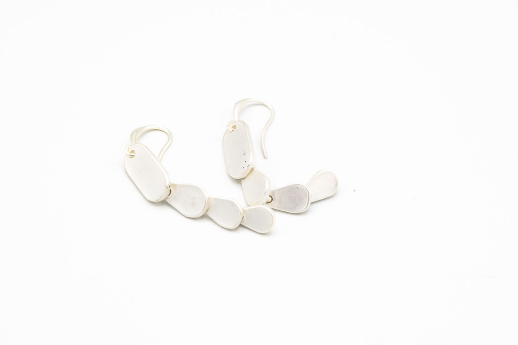 ORECCHINO A MONACHELLA OVALE+GOCCE PEND.MET.ZAMA BAGNO IN ARGENTO